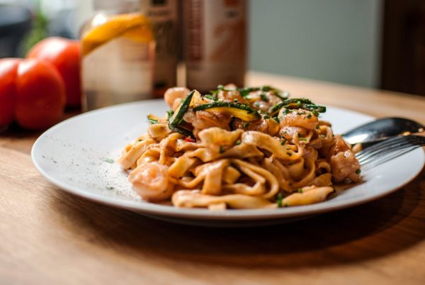 Beef Gravy Sauce Pasta with Prawns